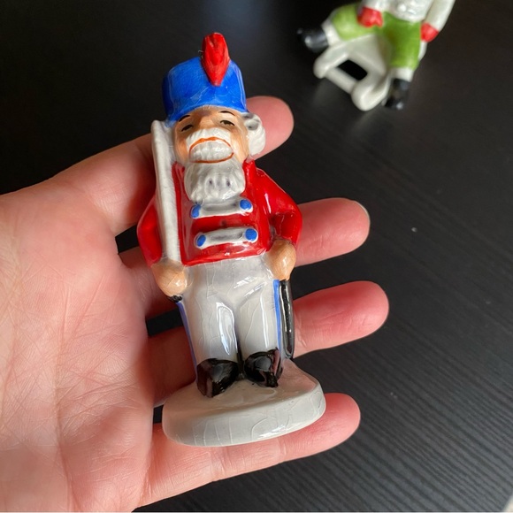 4 Vtg Goebel Christmas Figures Nutcracker Sledding Boy Chimney Sweep Girl Star - Picture 2 of 10